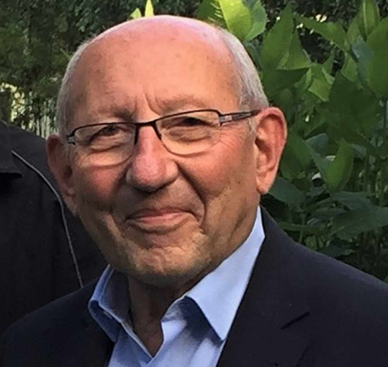 Dr Pierre Simon